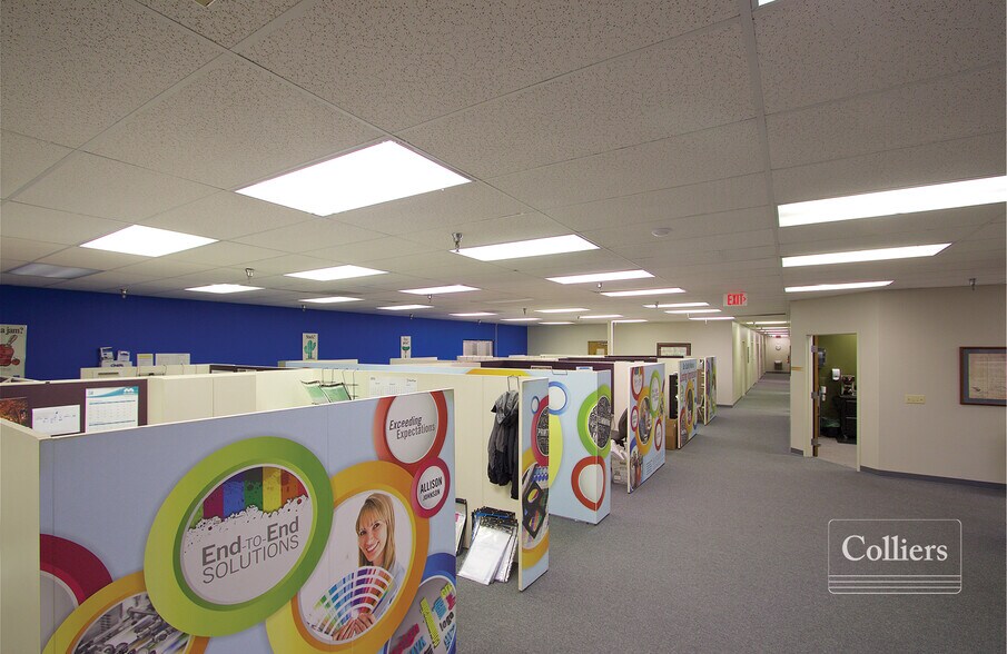 More Photos Of 101 N 12th St, West Columbia General Retail For Sale