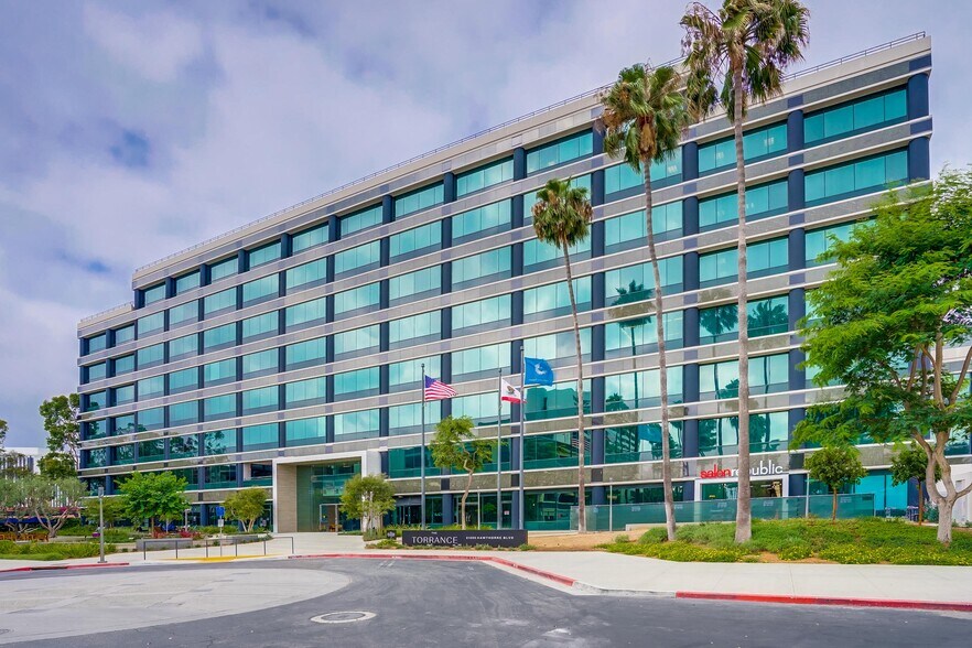 More Photos Of 21250 Hawthorne Blvd, Torrance Office For Lease