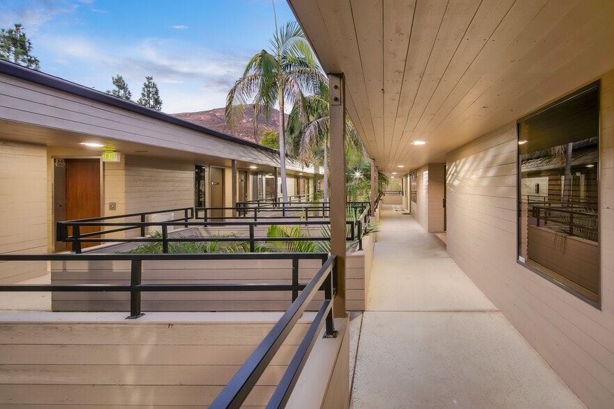 More Photos Of 7290 Navajo Rd, San Diego Medical For Lease