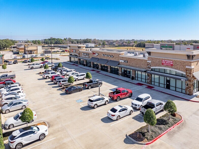 More Photos Of 1940 W League City Pky, League City Unknown For Lease