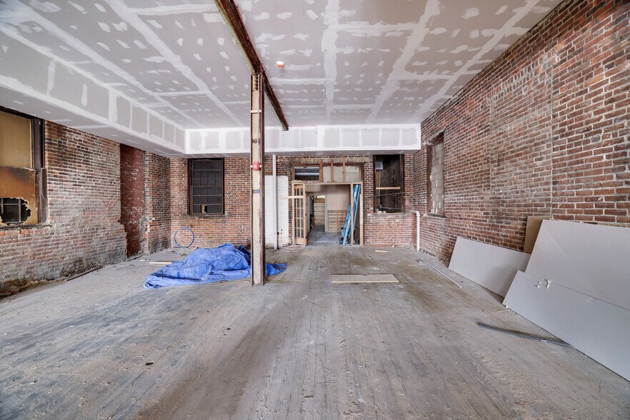 More Photos Of 100-106 S Courtland St, East Stroudsburg Apartments For Lease