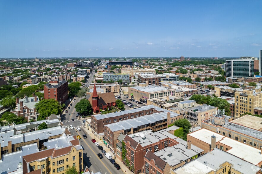 More Photos Of 632-644 W Addison St, Chicago Apartments For Lease