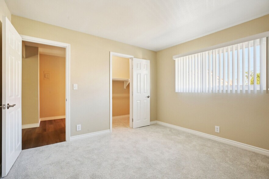 More Photos Of 1001 N Harbor Blvd, La Habra Apartments For Sale