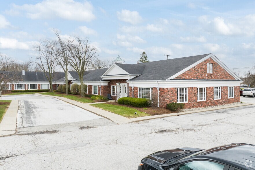 More Photos Of 5800 Monroe St, Sylvania Office For Sale