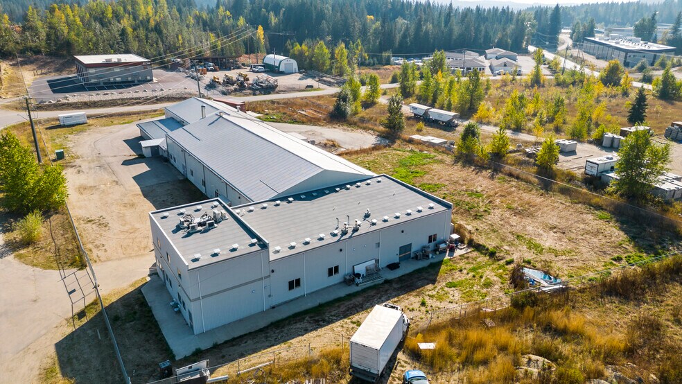 Primary Photo Of 4141 54 St SE, Salmon Arm Manufacturing For Sale