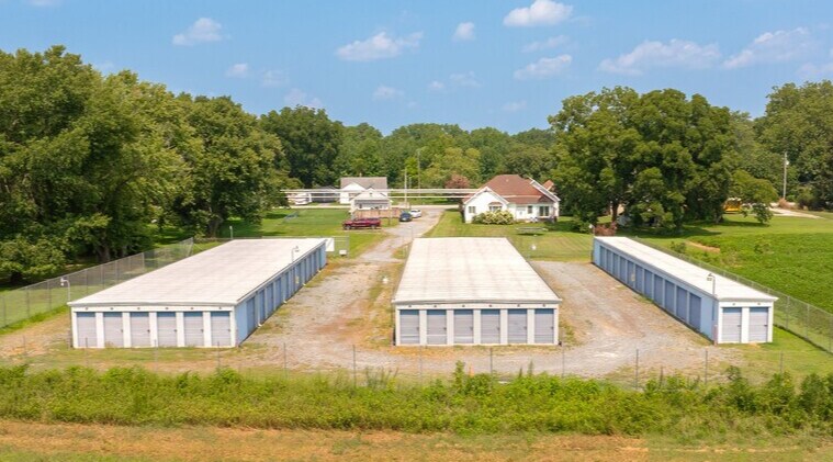 More Photos Of 33243 Old Ocean City Rd, Parsonsburg Self Storage For Sale