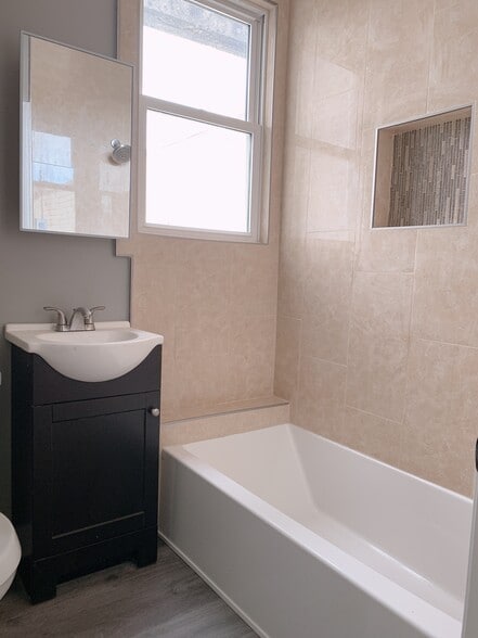 More Photos Of 1131-1137 California Dr, Burlingame Storefront Retail Residential For Sale