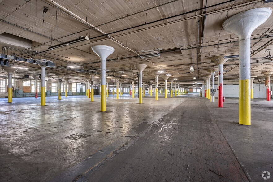 More Photos Of 620 Spring St, North Dighton Warehouse For Sale