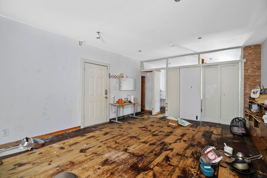 More Photos Of 296 Grand St, Brooklyn Apartments For Sale