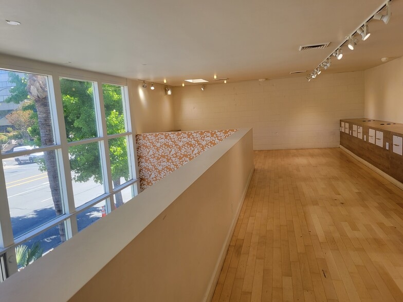 More Photos Of 1919 Mount Diablo Blvd, Walnut Creek Freestanding For Lease