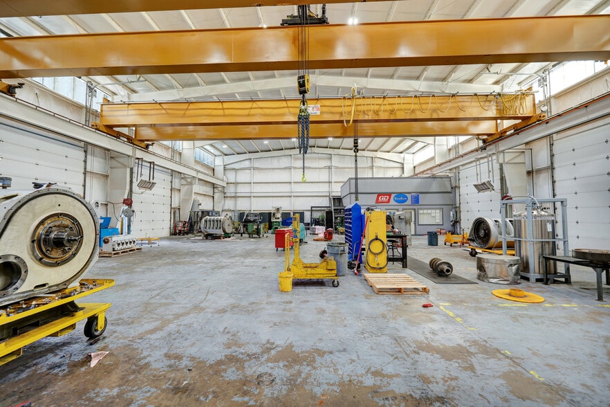 More Photos Of 2010/2015 44th St, Odessa Industrial For Sale