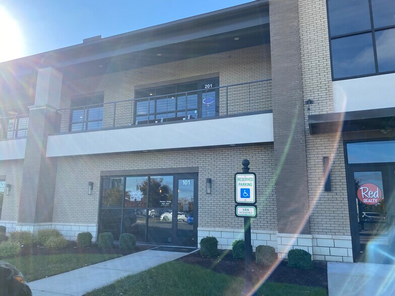 More Photos Of 1574 Medical Center Pky, Murfreesboro General Retail For Lease