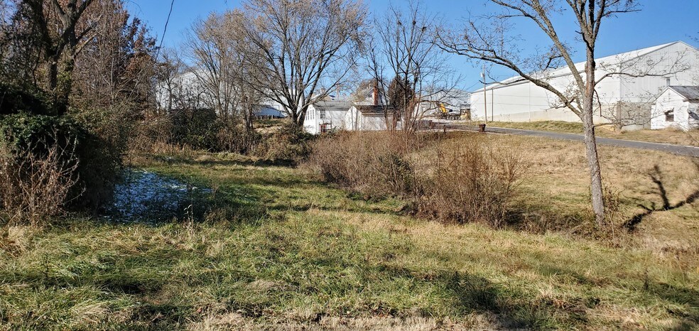 Primary Photo Of 274 E 2nd St, Moscow Mills Land For Sale