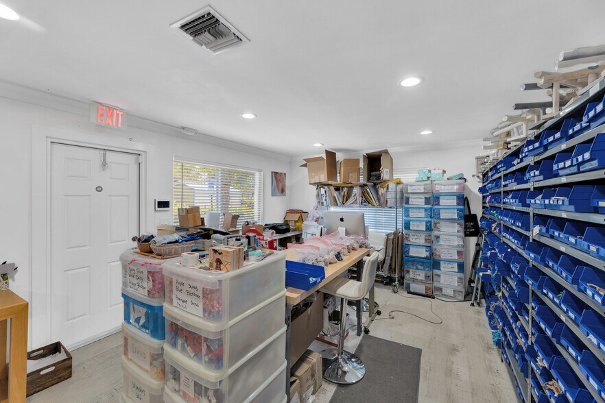 More Photos Of 301 SE 20th St, Fort Lauderdale Office For Sale