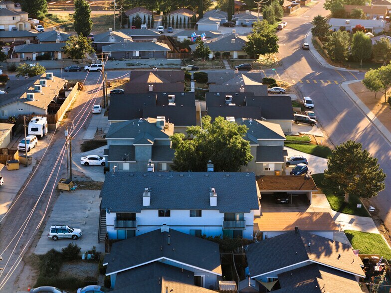 More Photos Of 21220 Campo Ct, Tehachapi Apartments For Sale