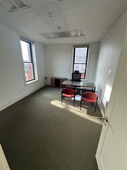 More Photos Of 35-45 Main St, Hudson Storefront Retail Office For Lease