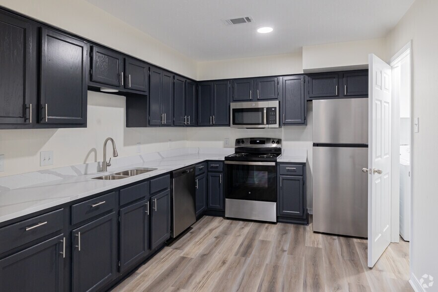 More Photos Of 3020-3044 Donnell Ridge Rd, Conway Apartments For Sale