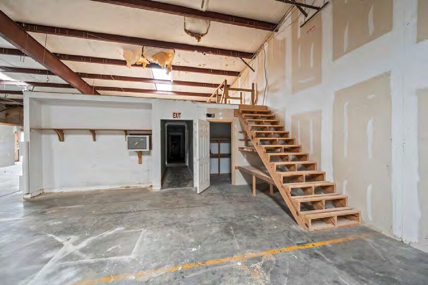 More Photos Of 10490 N NC Highway 150, Clemmons Flex For Sale