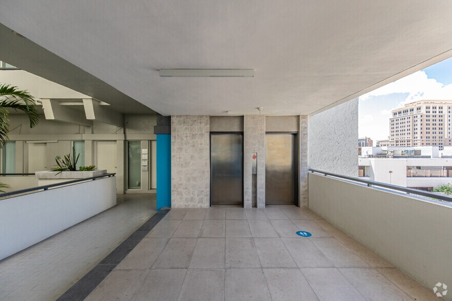 More Photos Of 250 Catalonia Ave, Coral Gables Office For Lease