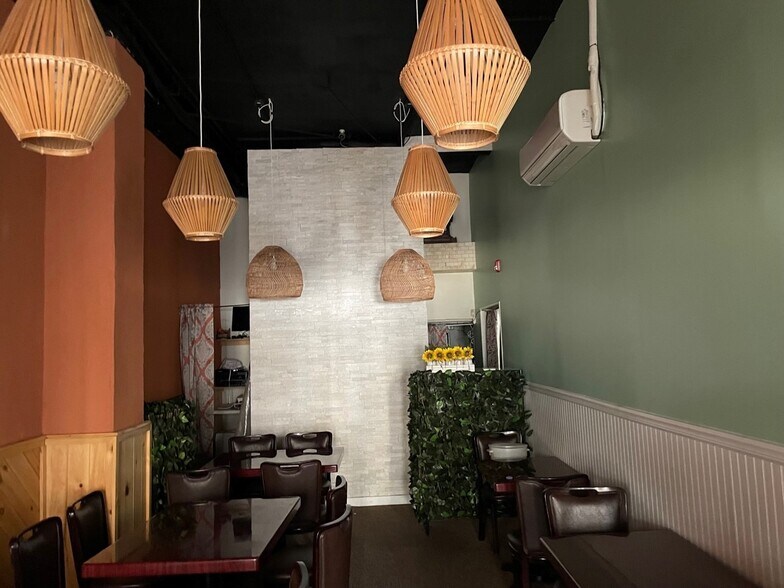 More Photos Of 126 Bala Ave, Bala Cynwyd Storefront Retail Residential For Sale