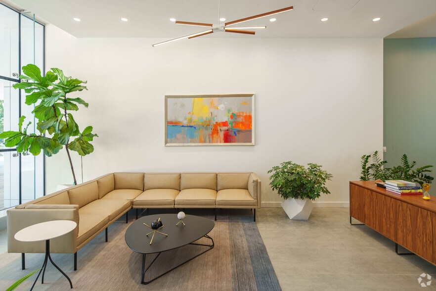 More Photos Of 6100 Merriweather Dr, Columbia Office For Sale