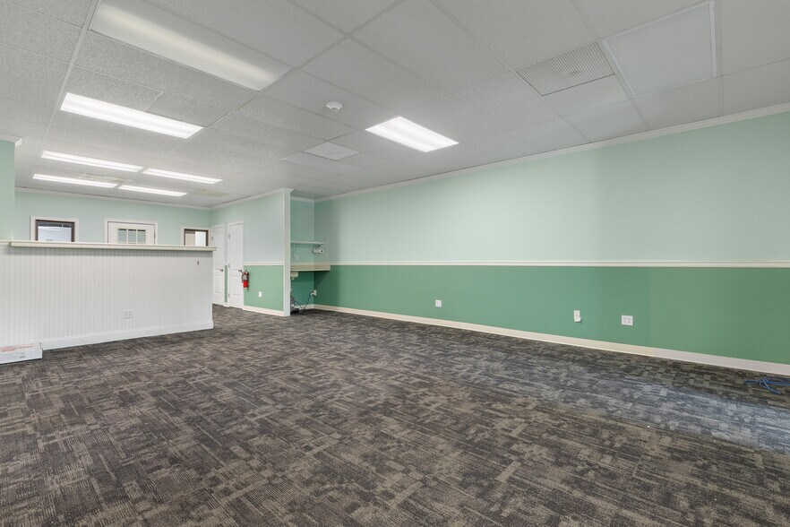 More Photos Of 170 Kinnelon Rd, Kinnelon Office Residential For Sale