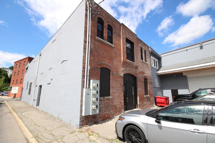 More Photos Of 7 Henry St, Worcester Light Manufacturing For Lease