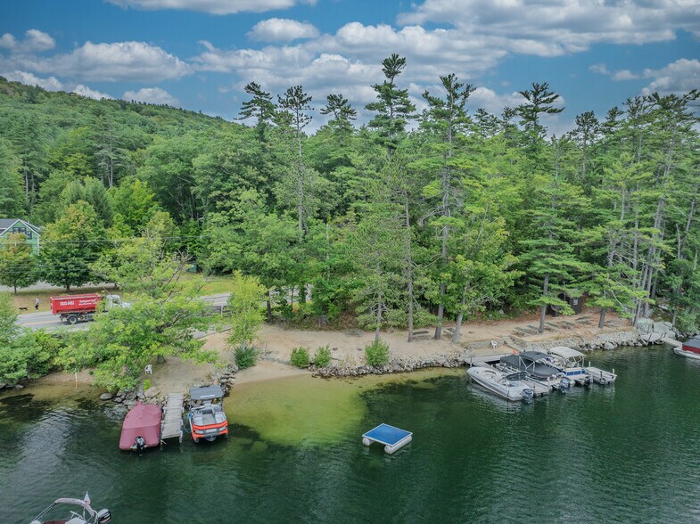 More Photos Of 1002 US Route 3, Holderness Storefront Retail Residential For Lease