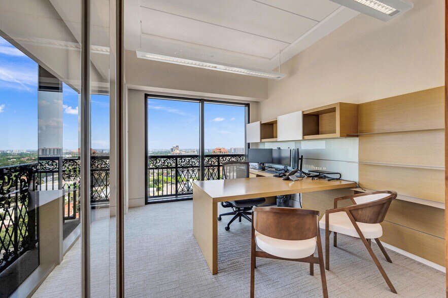 More Photos Of 2020 Ponce De Leon Blvd, Coral Gables Office For Lease