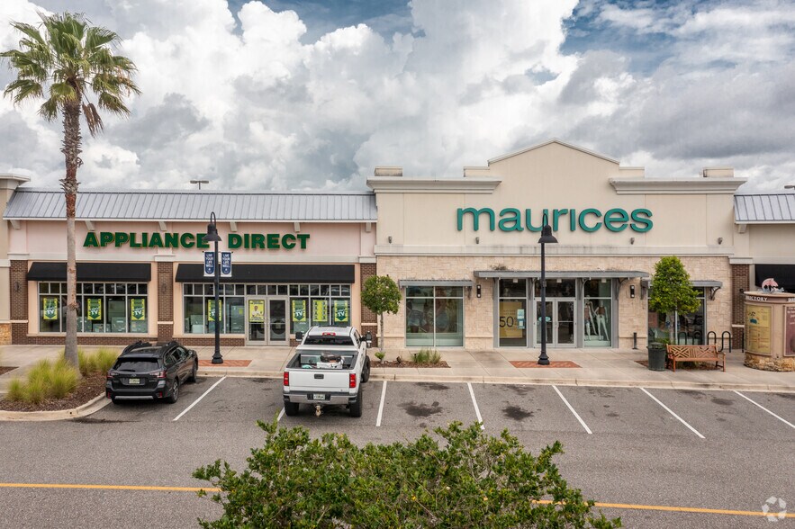 More Photos Of 5499-5515 S Williamson Blvd, Port Orange General Retail For Lease
