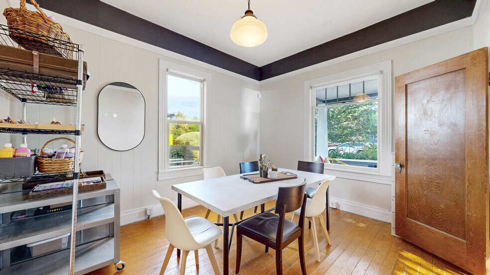 More Photos Of 100 W Cleveland St, Lafayette Office Residential For Sale