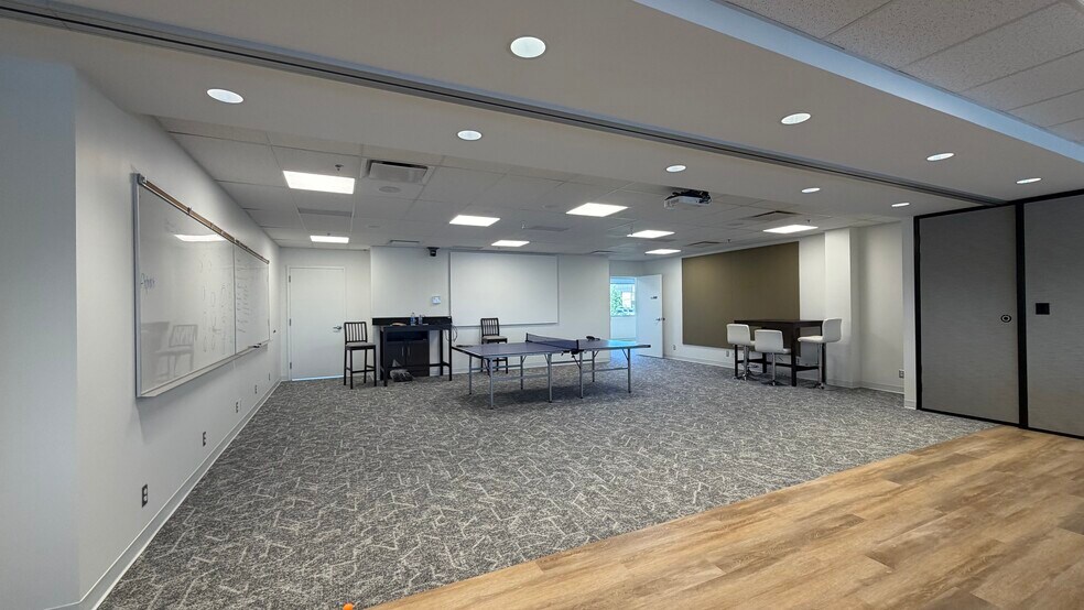 More Photos Of 1200 59th Ave SE, Calgary Office Residential For Lease