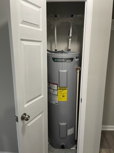 More Photos Of 3893 Pikes Peak Ave, Memphis Apartments For Sale