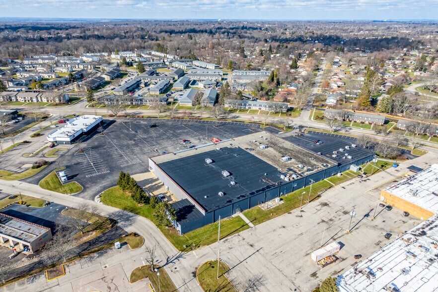 More Photos Of 5513-5567 Bigger Rd, Kettering Storefront For Sale