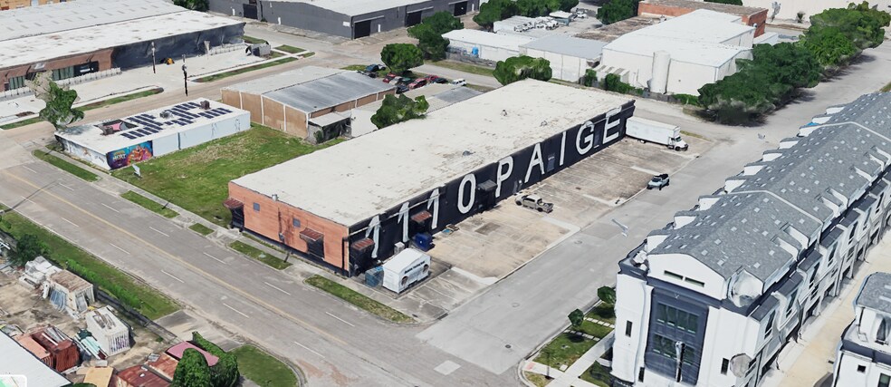 More Photos Of 1110 Paige St, Houston Warehouse For Lease