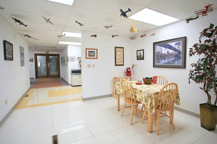 More Photos Of 79 Styles Way, Lagrangeville Light Distribution For Sale