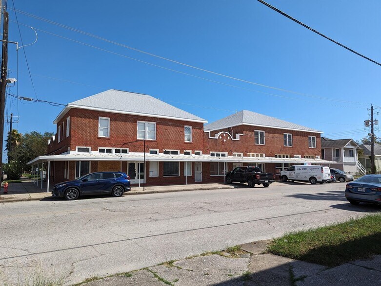 Primary Photo Of 1502 39th St, Galveston General Retail For Sale