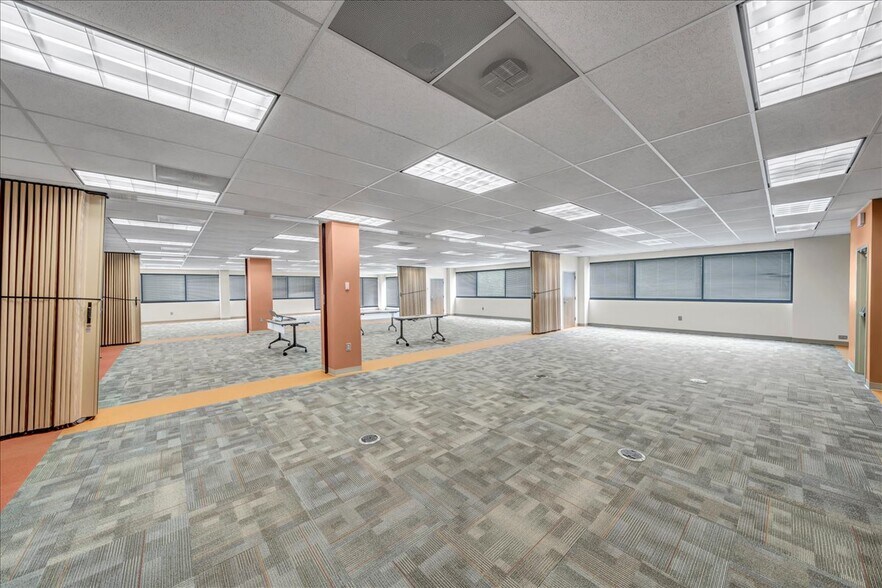 More Photos Of 4885 Riverside Dr, Macon-Bibb Office For Sale