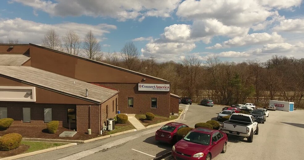 Primary Photo Of 835-845 Sussex Blvd, Broomall Light Distribution For Lease