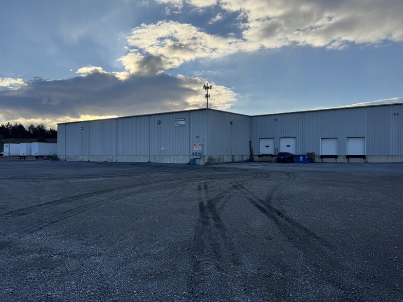 Primary Photo Of 16121 Business Pky, Hagerstown Warehouse For Lease