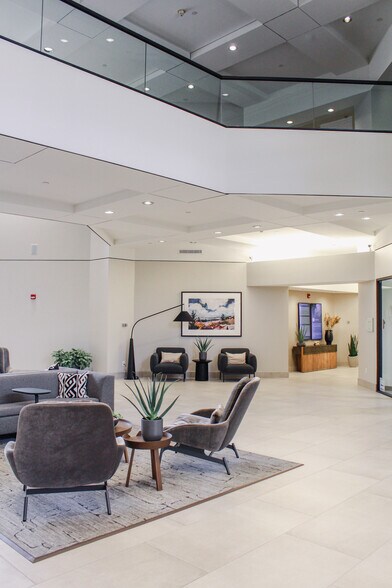 More Photos Of 2851 Charlevoix Dr SE, Grand Rapids Office For Lease