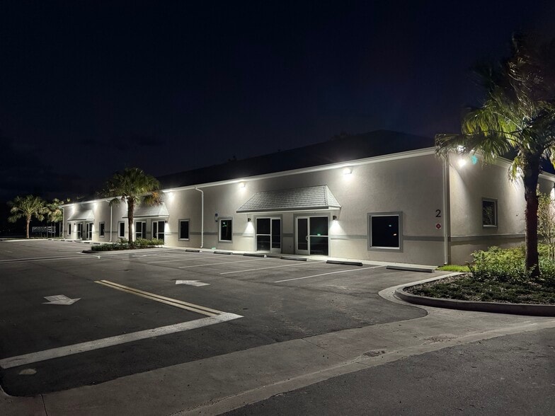 More Photos Of 1101 Reed Canal Rd, Port Orange Warehouse For Sale