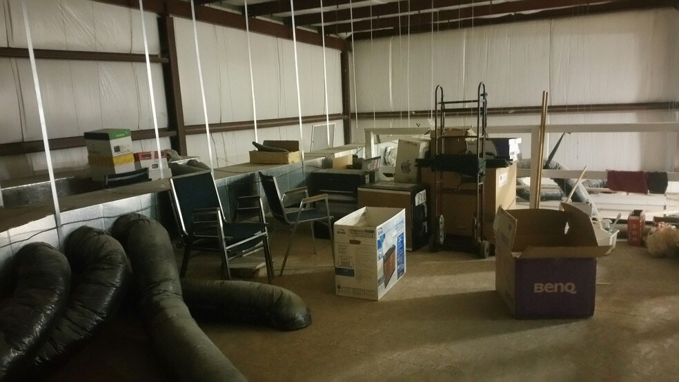 More Photos Of 3301 Daniels Ln, South Sioux City Warehouse For Sale