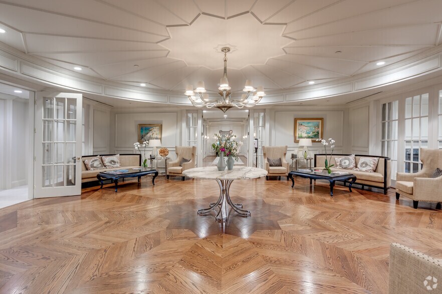 More Photos Of 201 Robert S Kerr Ave, Oklahoma City Office For Lease