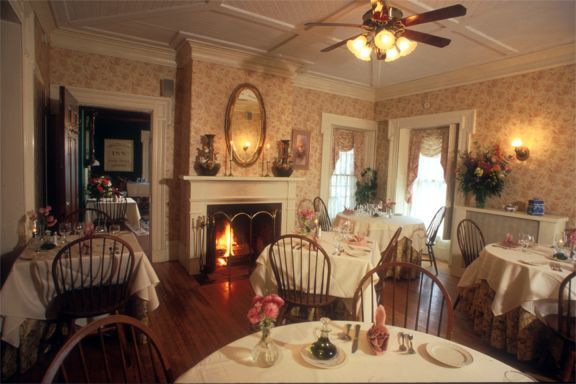 More Photos Of 3904 Vt Route 7A, Arlington Hospitality For Sale