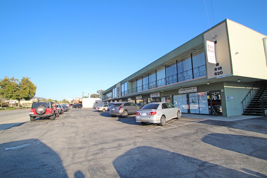 More Photos Of 620 W Route 66, Glendora Office For Lease