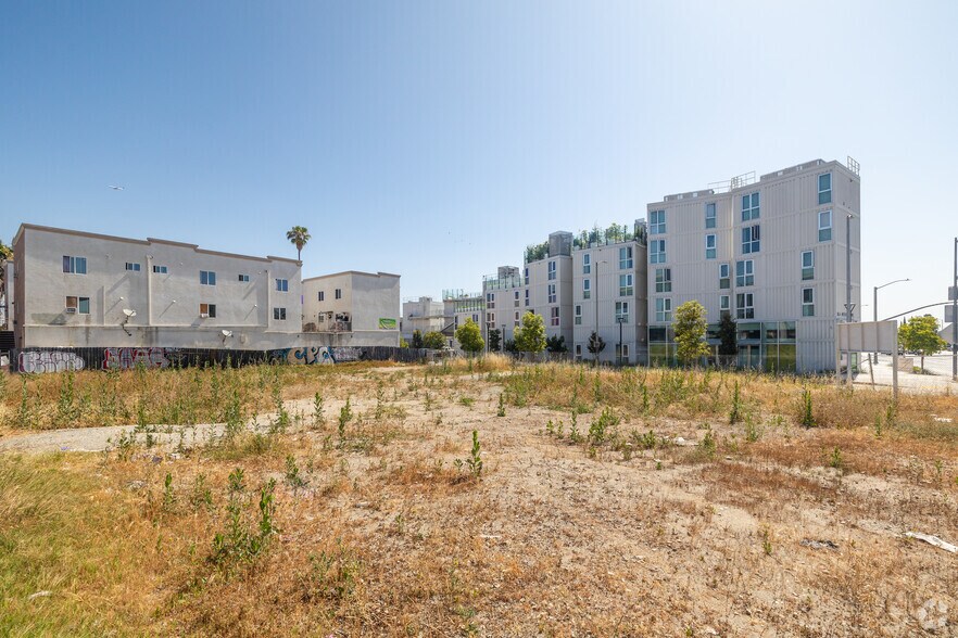 More Photos Of 311 W Imperial Hwy, Los Angeles Land For Sale