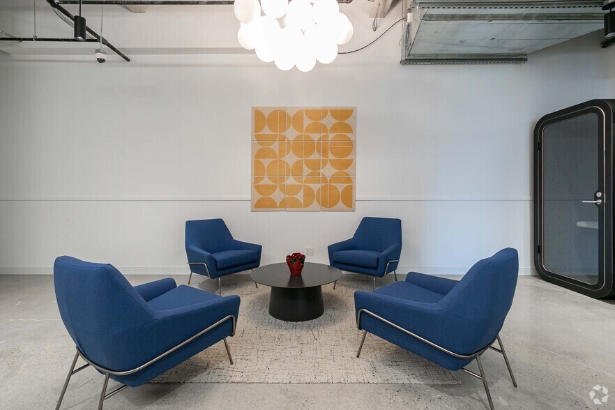 More Photos Of 115 Myrtle Ave, Brooklyn Office For Lease