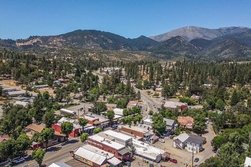 More Photos Of 30890 CA-3, Weaverville Office For Sale