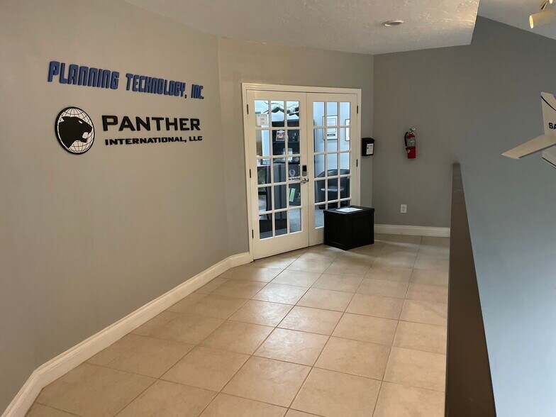 More Photos Of 2841 Executive Dr, Clearwater Office For Sale